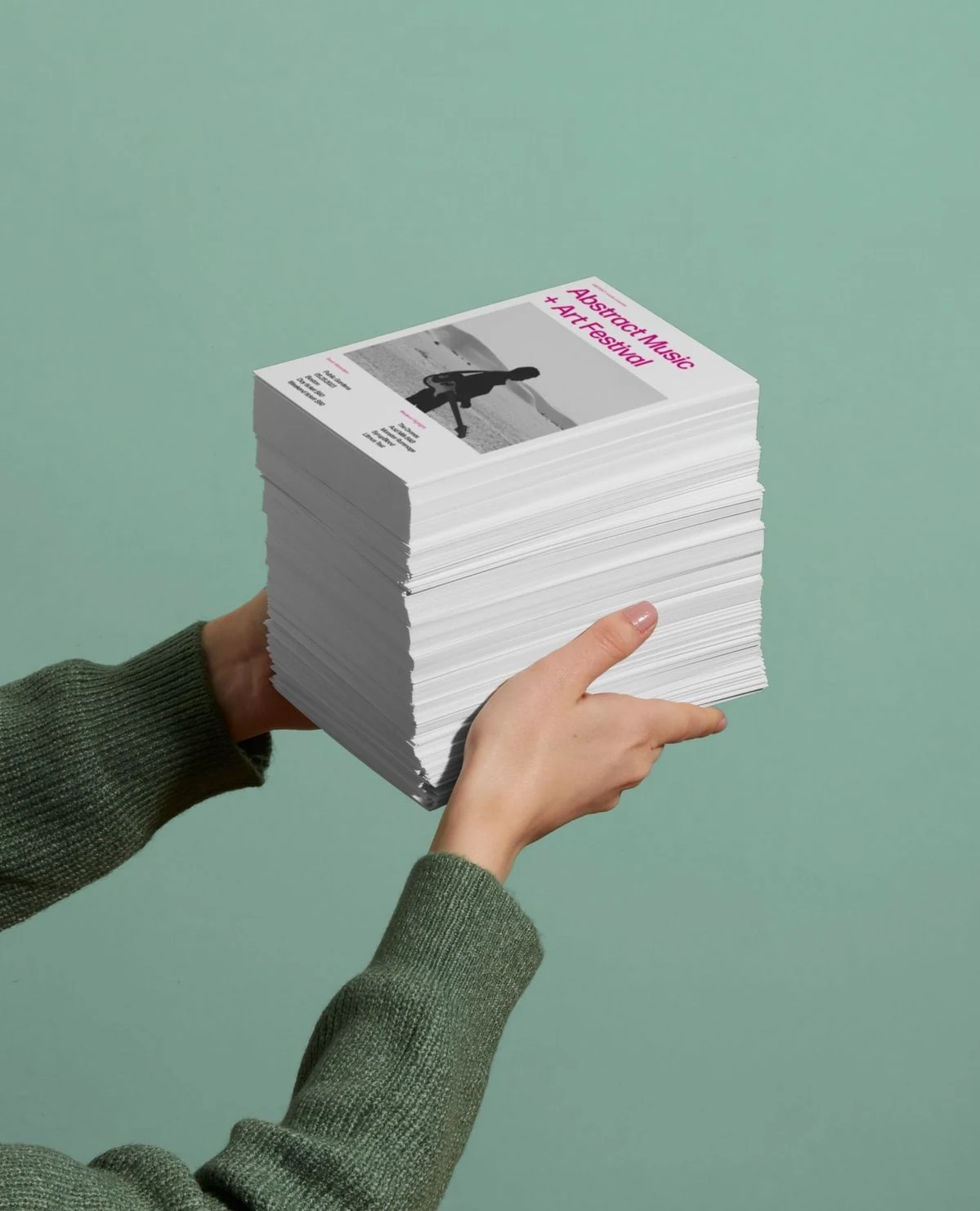 Rollos y papel para oficina reunidos en una compra